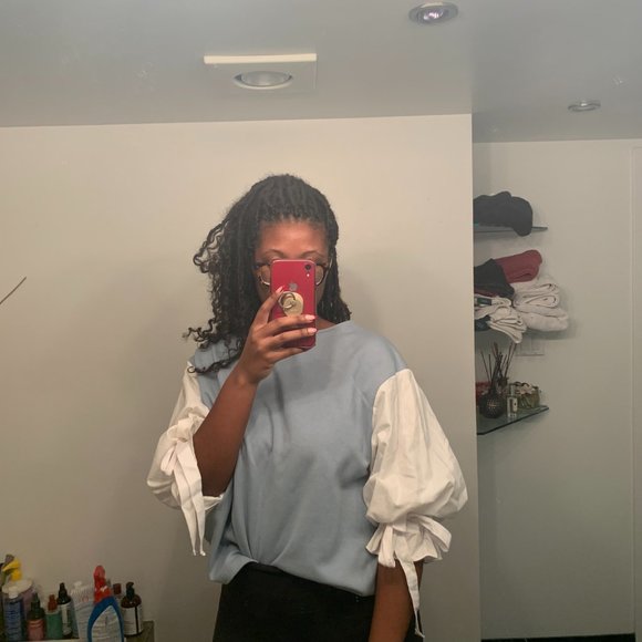 OS Sweater Blouse; Baby Blue & White; Over-sized look - Picture 5 of 5